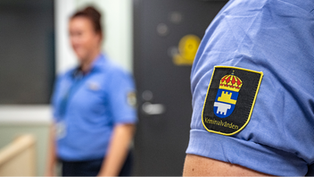 Två kriminalvårdare har tilldelats varning efter att ha spridit integritetskänsligt material inom myndigheten. Genrebild. Foto: Johan Nilsson/TT