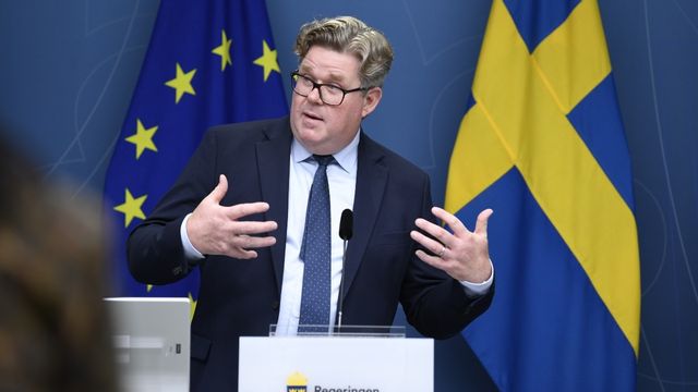 Justitieminister Gunnar Strömmer (M) under pressträff där samarbetspartiernas reform av straffrätten presenteras. Skärpta straff för att stärka brottsoffer Foto: Oscar Olsson/ TT/