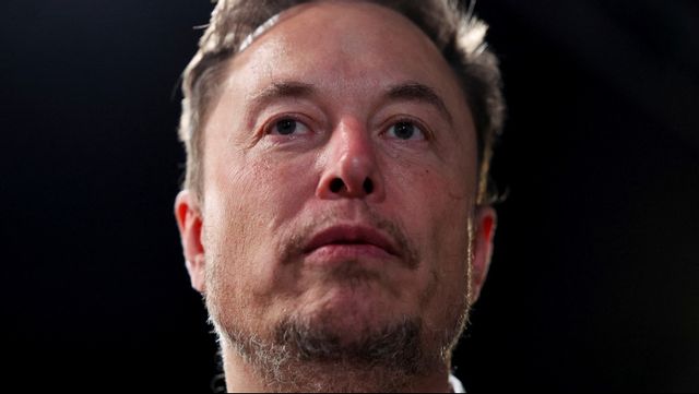 Teslas vd Elon Musk har gett order till företagets svenska gren att inte skriva på kollektivavtal. Arkivbild. Foto: TOBY MELVILLE/AP/TT