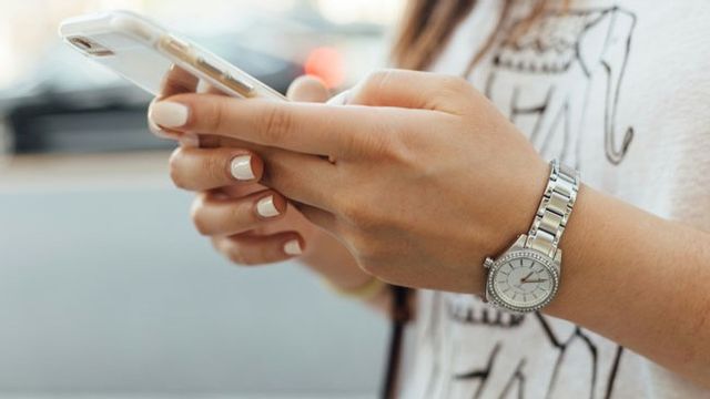 Tiktok, Instagram och Snapchat omfattas av det norska lagförslaget. Foto: Paul Hanaoka/Unsplash