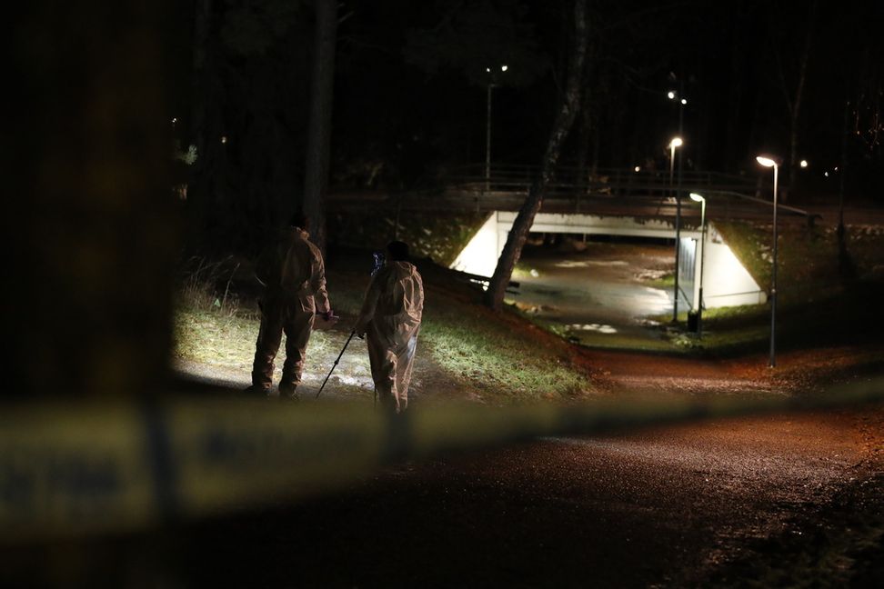 En man är anhållen på sannolika skäl misstänkt för mord efter en kvinna attackerades i Märsta under söndagskvällen. Foto: Caisa Rasmussen/TT