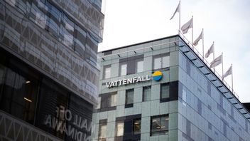 Elnätsbolagen Ellevio och Vattenfall Eldistribution hoppas kunna kompensera elkunder redan under senvintern. Arkivbild. Foto: Jessica Gow/TT