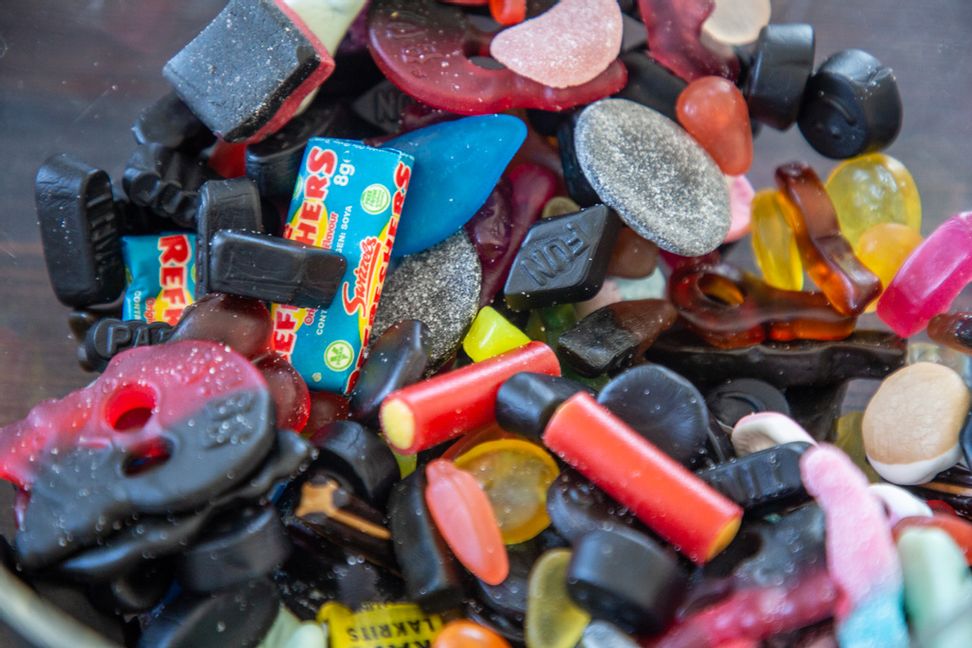 Godis till ett värde av 1 500 kronor fick förstöras. Arkivbild. Martina Holmberg / TT