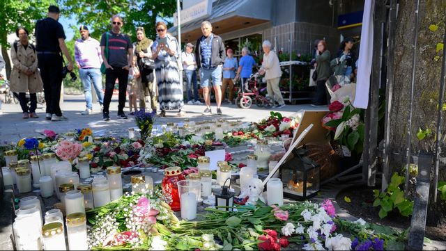 Farsta centrum efter skjutningarna den 10 juni förra året, då två personer dog och två skadades. Arkivbild. Foto: JESSICA GOW/TT