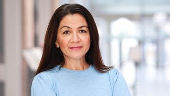 Gulan Avci (L). Foto: Pressbild från Liberalerna. 