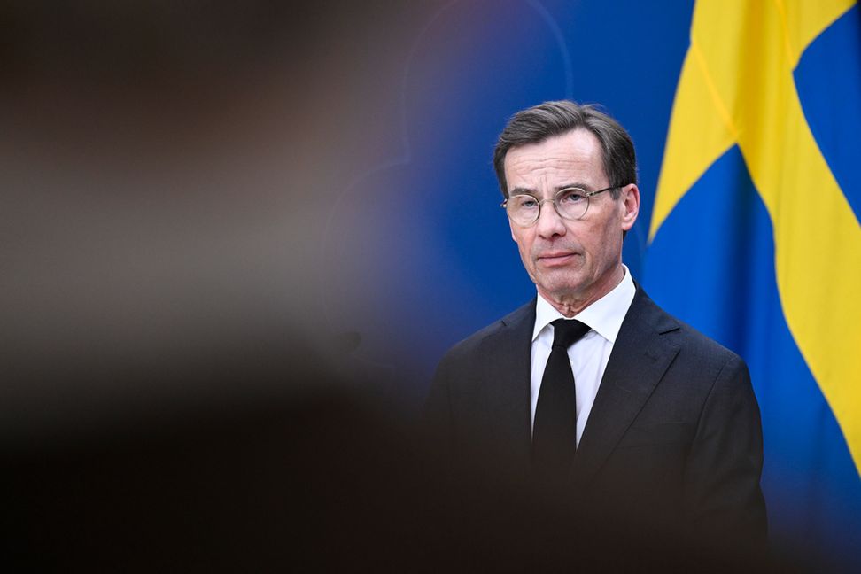 Statsminister Ulf Kristersson bjuder in riksdagens partiledare för en lägesuppdatering efter skolskjutningen i Örebro. Jessica Gow/TT