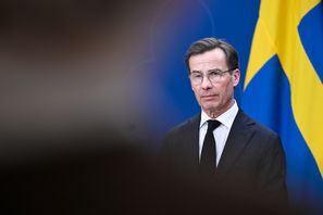 Statsminister Ulf Kristersson bjuder in riksdagens partiledare för en lägesuppdatering efter skolskjutningen i Örebro. Jessica Gow/TT