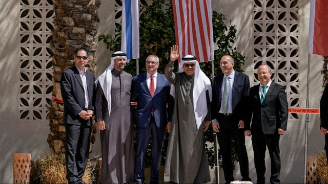 Utrikesministrarna från Israel, Bahrein, Förenade Arabemiraten, Egypten, Marocko och USA träffades i Negev för att diskutera regional säkerhet. Foto: Tsafrir Abayov