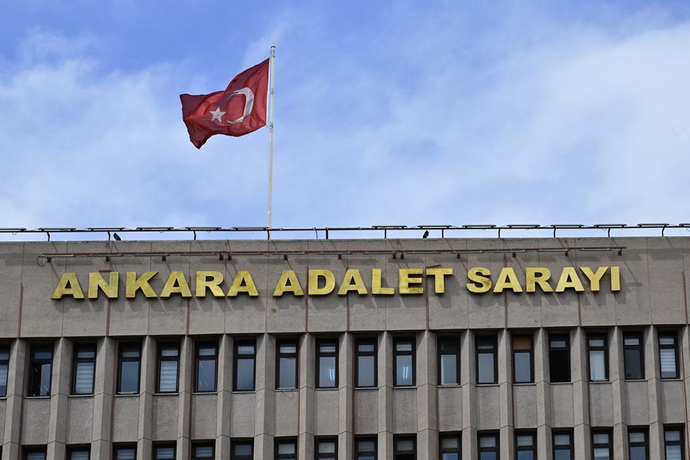 Domstolsbyggnaden i Turkiet huvudstad Ankara där rättegången gällande förolämpning av presidenten hölls mot journalisten Joakim Medin under onsdagen. Foto: Jonas Ekströmer/TT