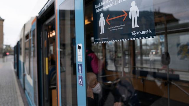 En biljettkontrollant på spårvägen i Göteborg slogs medvetslös på onsdagsmorgonen. Arkivbild. Foto: Björn Larsson Rosvall/TT.