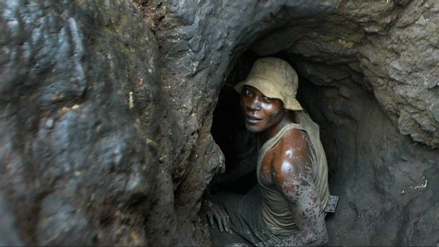 Idag bryts det mesta av kobolten i Kongo under hårda förhållanden. Arkivbild. Foto: AP