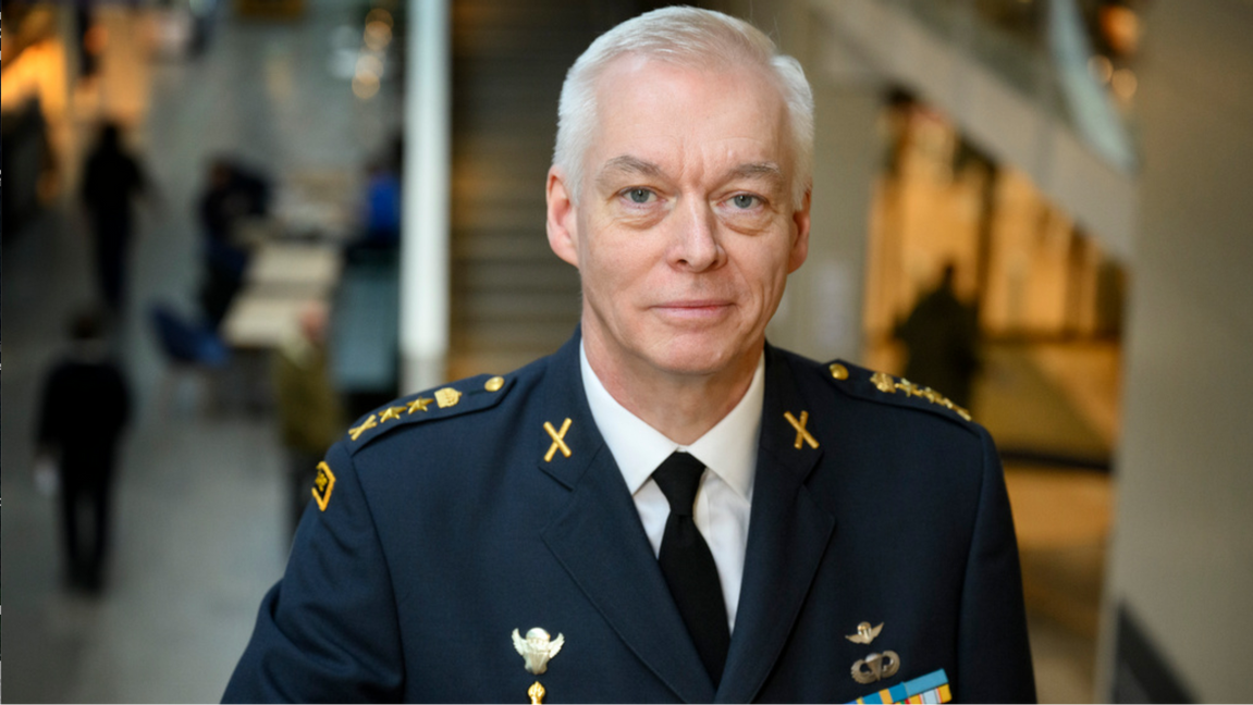 Joakim Paasikivi, överstelöjtnant och lärare i militär strategi på Försvarshögskolan i Stockholm. Foto: Jessica Gow/TT