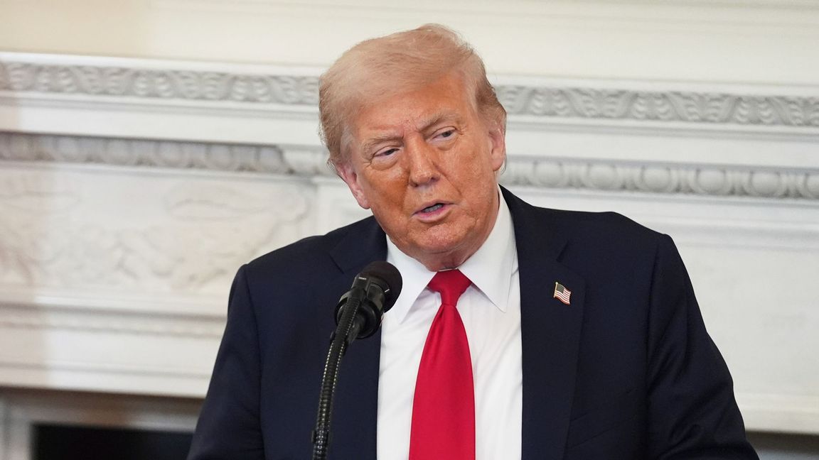 Bild på president Donald Trump när han höll ett tal för Vita Husets religiösa byrå på måndagen. Foto: Evan Vucci/AP/TT