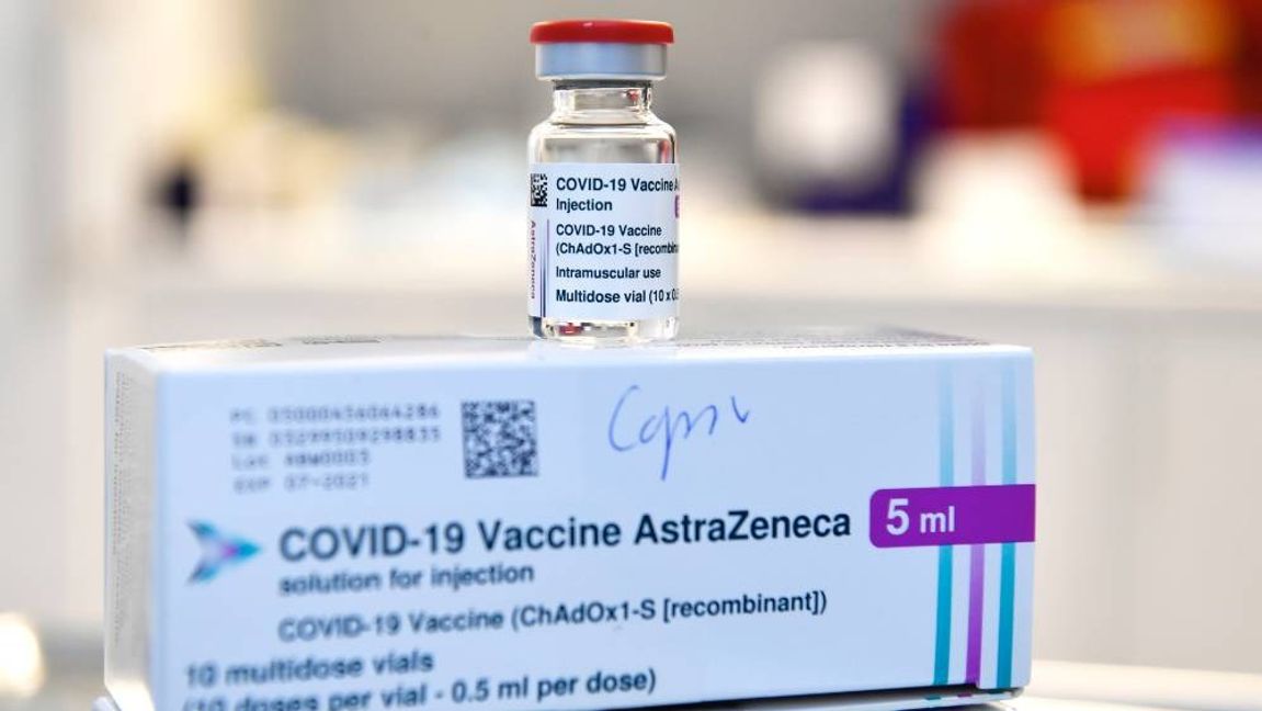 Astra Zenecas vaccin mot covid-19. Foto: Anders Wiklund/TT.