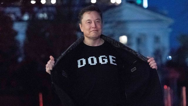 Department of Government Efficiency (Doge), ledd av Elon Musk, stryper pengastöd till bland annat en studie om varför tonåringar från minoritetsgrupper läser japanska serietidningar. Foto: Jose Luis Magana/AP/TT