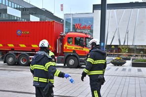 För andra gången på bara några dagar har räddningstjänsten larmats till Täby för ett gaslarm. Bild från 9 maj. Foto: Claudio Bresciani/TT