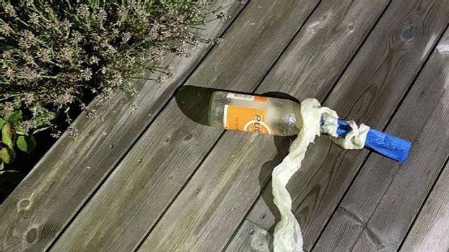 Den brandbomb som inte exploderade. Bild: Polisen