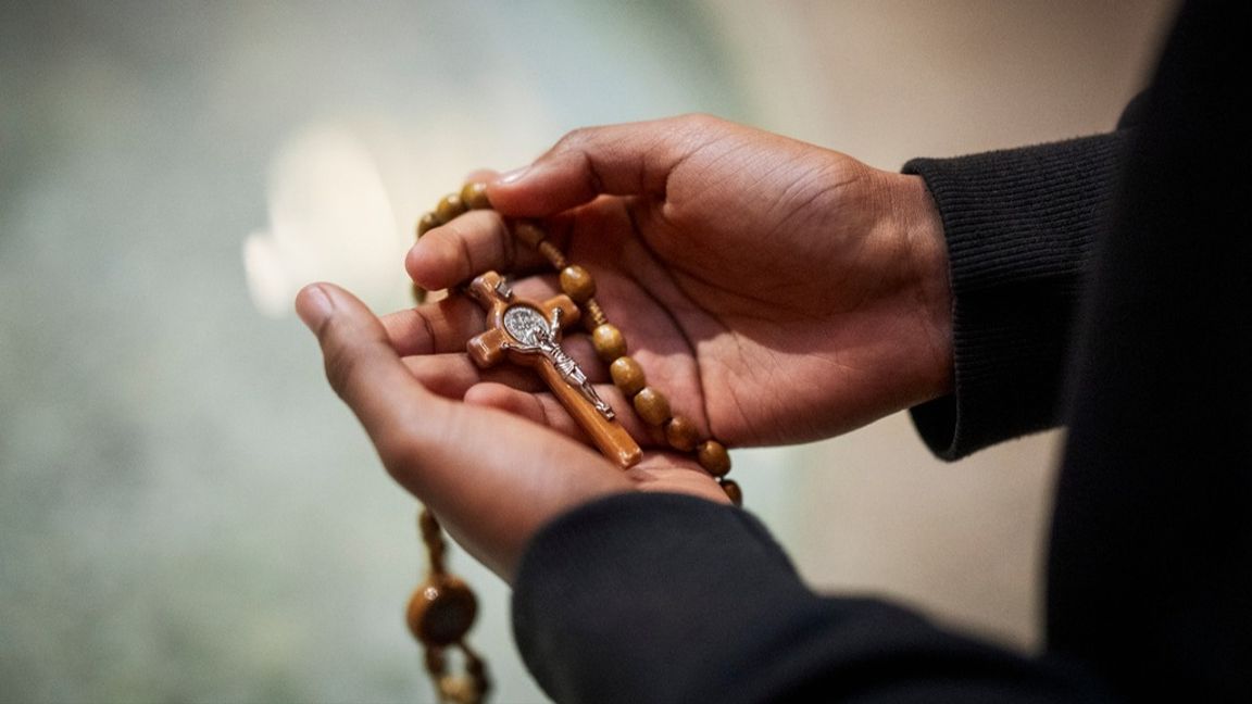 Eleverna på skolan har inte varit tvungna att be, men att närvara vid bön och psalmsång ungefär en gång i månaden har varit obligatoriskt. Arkivbild. Foto: Judit Nilsson/SVD/TT.