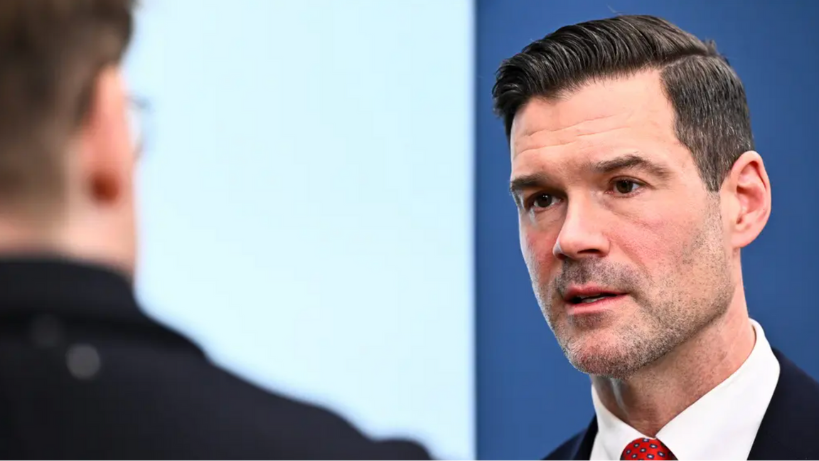 Migrationsminister Johan Forssell (M). Foto: Henrik Montgomery/TT