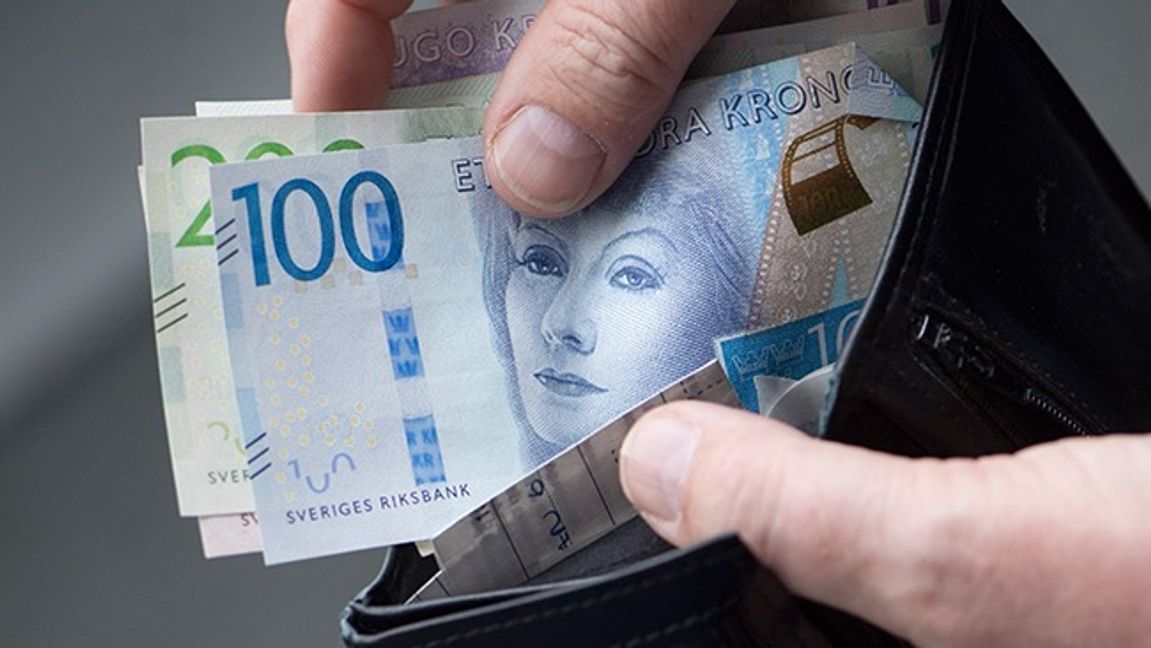 Inflation innebär minskad köpkraft för svenska kronor. Foto: Fredrik Sandberg/TT