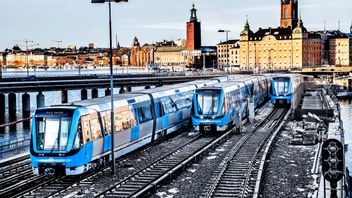 Storstockholms lokaltrafik står inför en stor upphandling av el och man kommer att kunna genomföra den, men långsiktigt finns det en stor oro för elsituationen i staden. Foto: Tomas Oneborg/SvD/TT. 