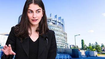 Klimatminister Romina Pourmokhtari behöver inte bekymra sig om klimatmålen skriver John Gustavsson. Foto: Claudio Bresciani/Caisa Rasmussen/TT